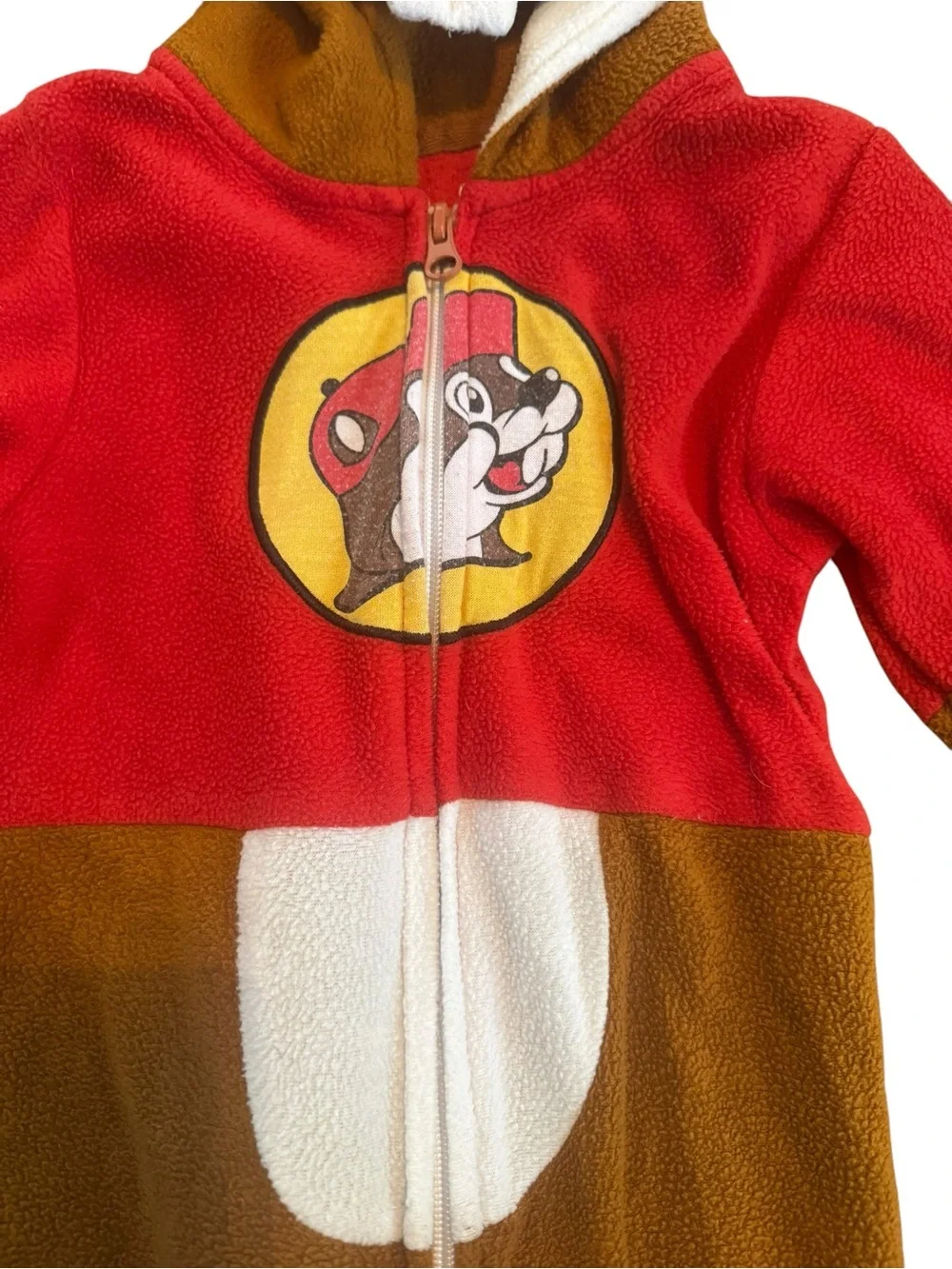 Child’s Unisex Buc-ees beaver one piece suit with zippered front Size 3